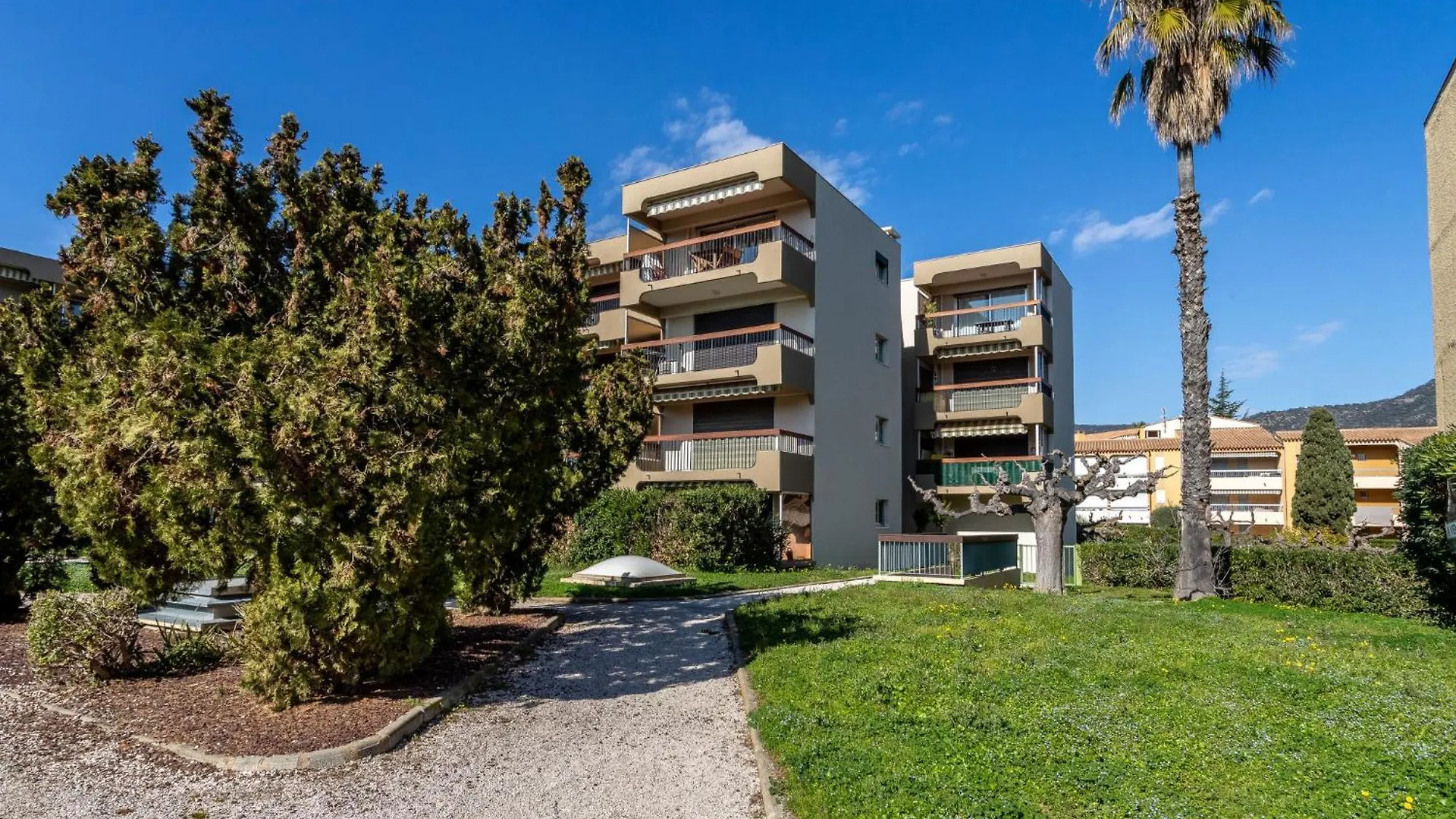 Apartment Parcs Du Lavandou-10 By Interhome Le Lavandou