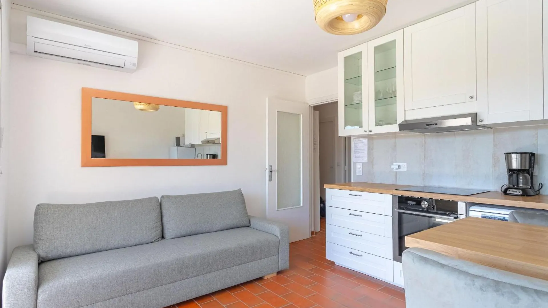 Apartment Parcs Du Lavandou-10 By Interhome Le Lavandou